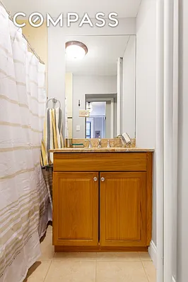 Rented by Compass | media 7