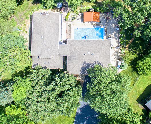 4th image of 13012 S Westgate Dr