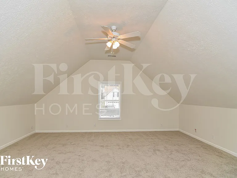 1840 Twin Rivers Rd — Photo 15