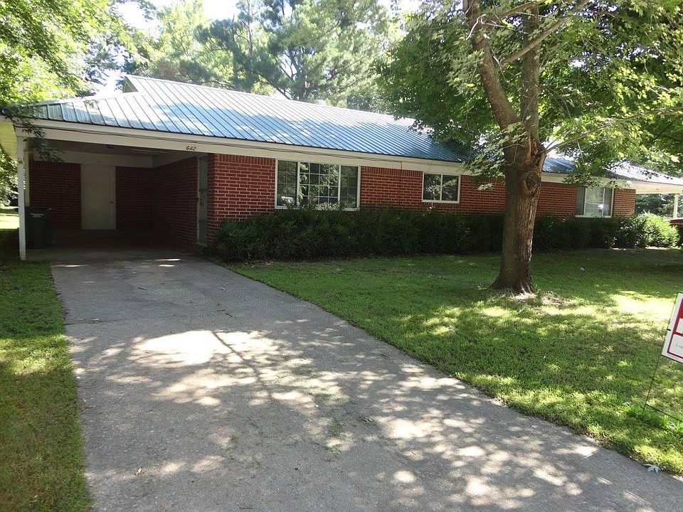 1st image of 642 W 13th St #642