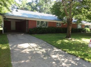 642 W 13th St #642, Fayetteville, AR 72701