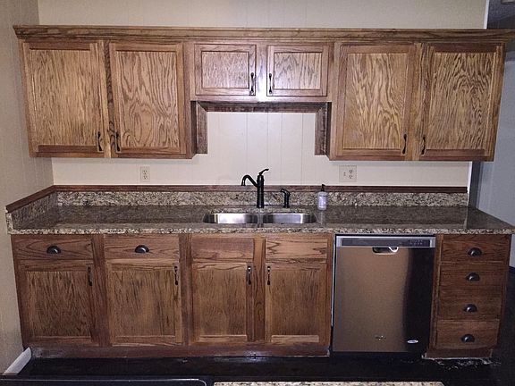 5th image of 120 Driftwood St