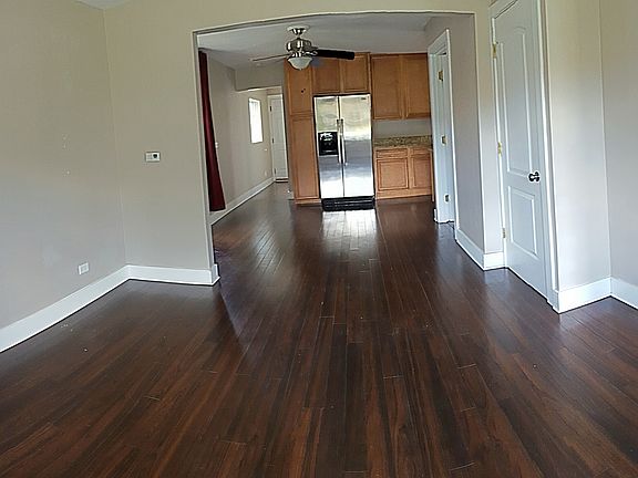 3rd image of 6673 W Montrose Ave