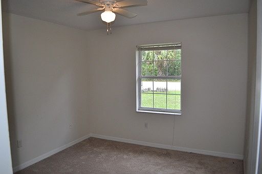 4th image of 431 Underwood Trl