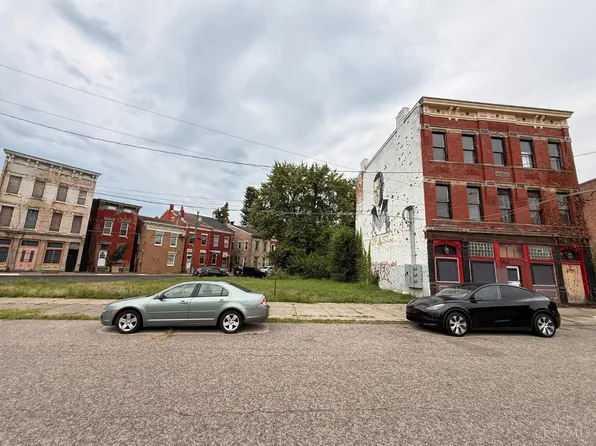 1913 Central Ave, Cincinnati, OH 45214