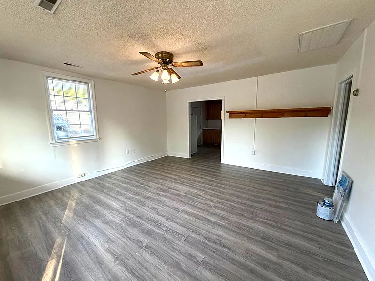 3225 Wilton Rd — Photo 6
