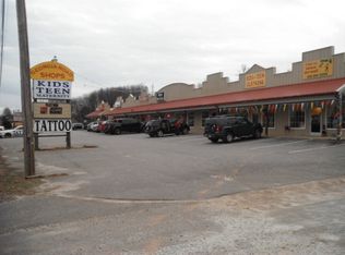 3257 Georgia Rd, Franklin, NC 28734