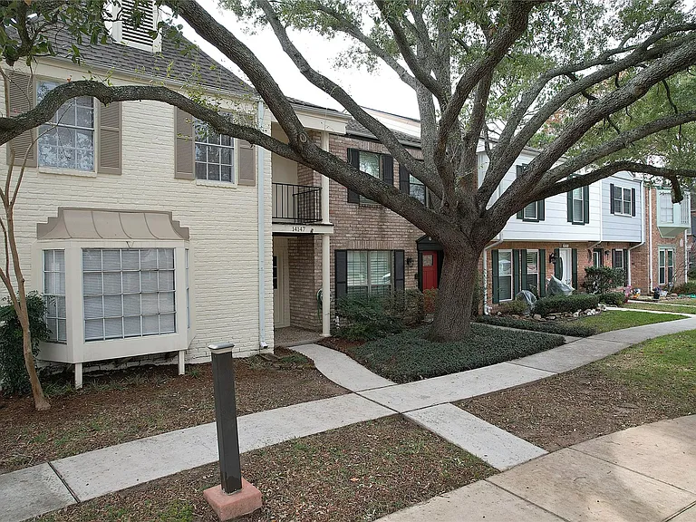 14147 Misty Meadow Ln — Photo 2