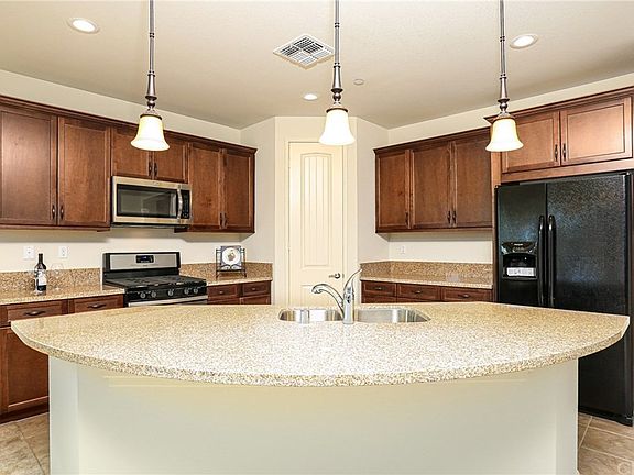 2nd image of 18889 Vinca Cir