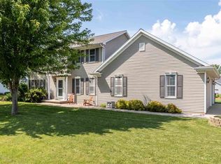 W6022 Zinnia Dr, APPLETON, WI 54915