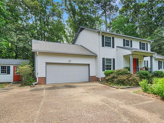 4th image of 146 John Rolfe Ln
