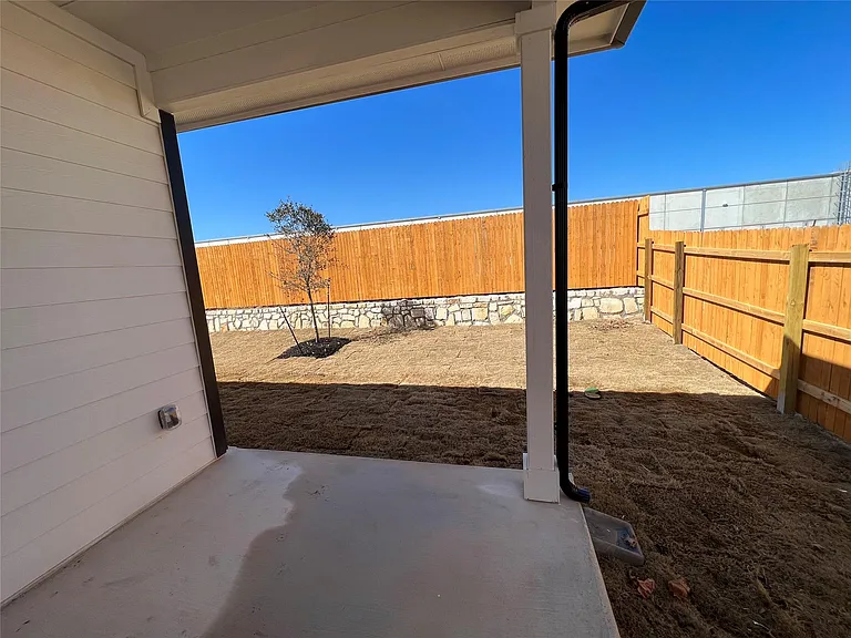 13820 Lubeck Dr — Photo 24