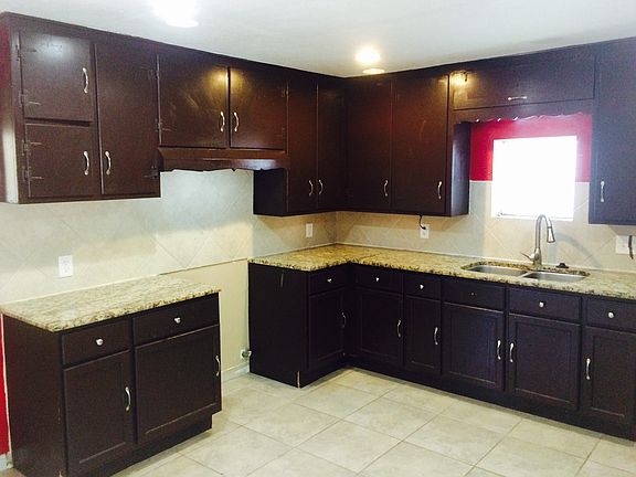 Updated Kitchen with Granite