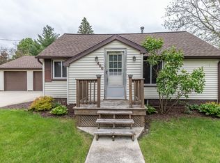 400 N Morton St, Saint Johns, MI