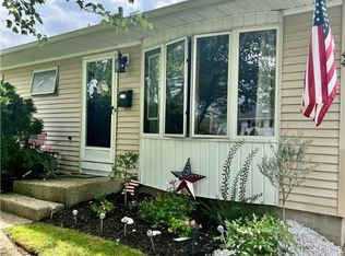 44 Floradale Ave, Tonawanda, NY 14150