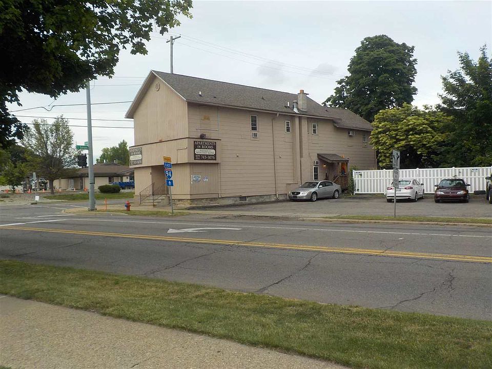 2nd image of 771 Cooper St