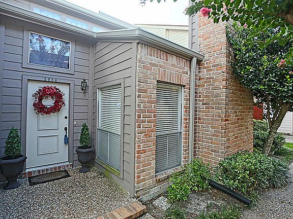 3rd image of 5934 Woodway Place Ct