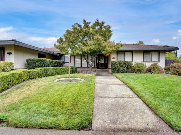 8075 Vintage Way, Fair Oaks, CA 95628