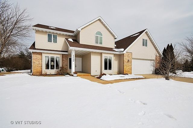 1st image of 23726 Douglas Dr