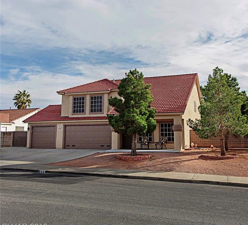 1st image of 345 W Country Club Dr