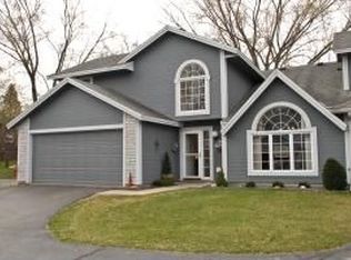 2612 Tuxedo Ln NW, Rochester, MN 55901