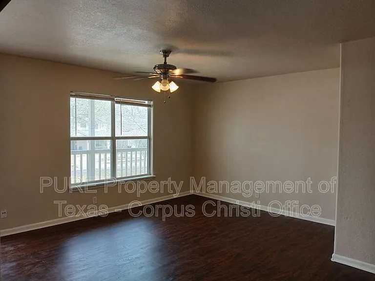 901 Furman Ave #B — Photo 2