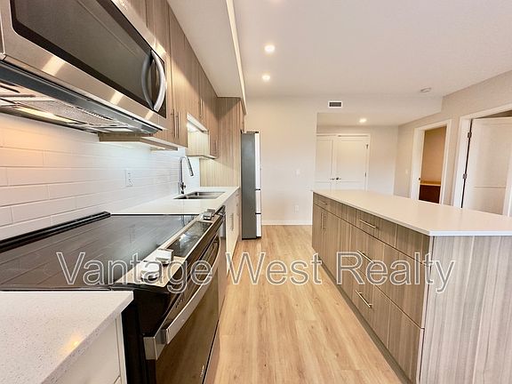 4th image of 685 Boynton Pl #86