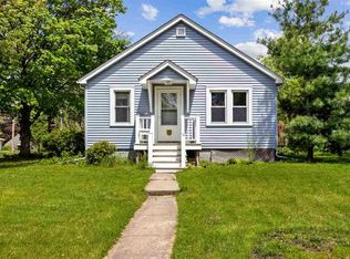 2002 H St, Iowa City, IA 52240