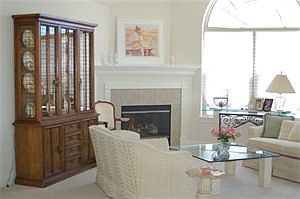 4th image of 2800D Canterbury Cir