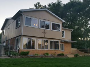 8081 Granada Ave, Brighton, MI