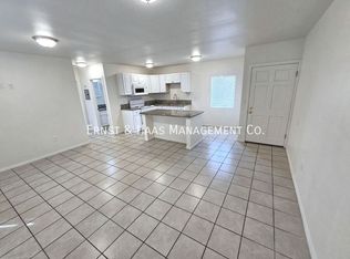 1527 Junipero Ave APT 3, Long Beach, CA 90804