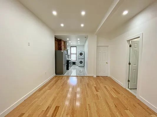 Rented by Daniel Gale Sotheby's International Realty | media 2