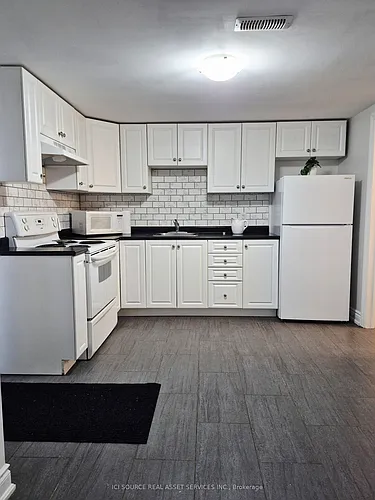 111 Haileybury Dr #BASEMENT Photo 1