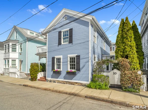 10 Trumbull Street, Stonington, CT 06378
