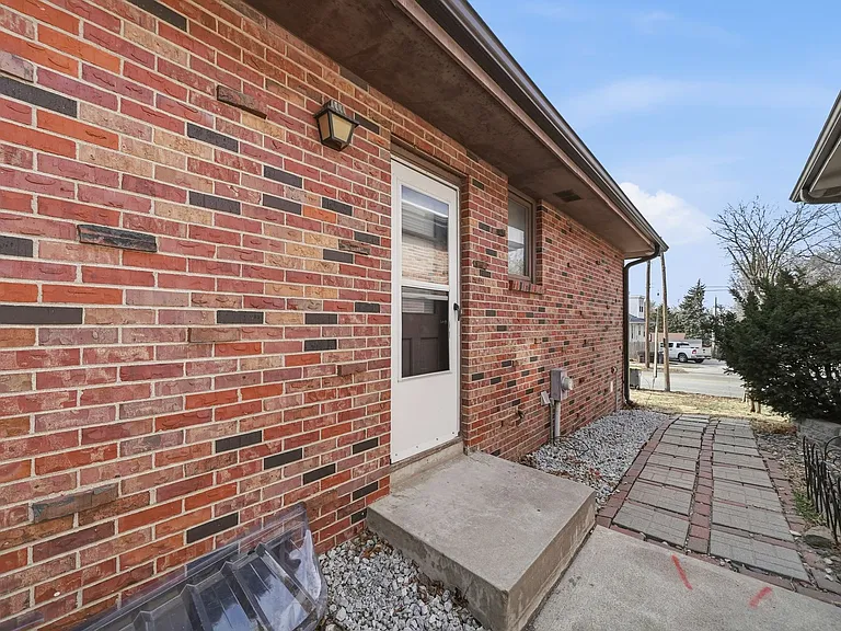 2830 S 13th St #1 — Photo 31