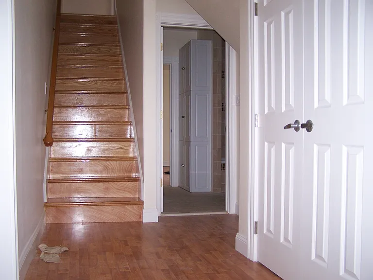 foyer to the second bedroom upstairs