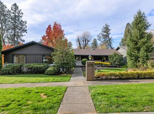 201 Kensington Sq, Medford, OR