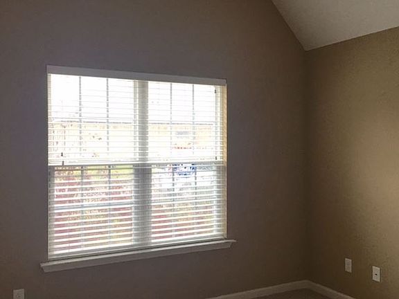 3rd image of 8827 Campaldino Ave