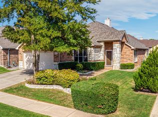 305 Wrangler Dr, Fairview, TX 75069