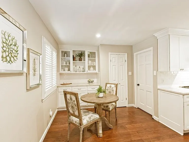 1307 Glen Cove Dr — Photo 15