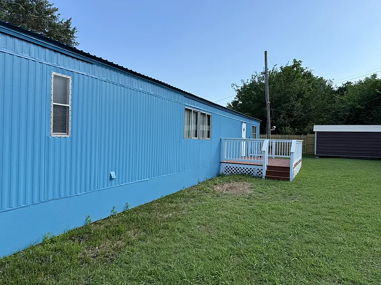 242 Cobb Ave — Photo 5
