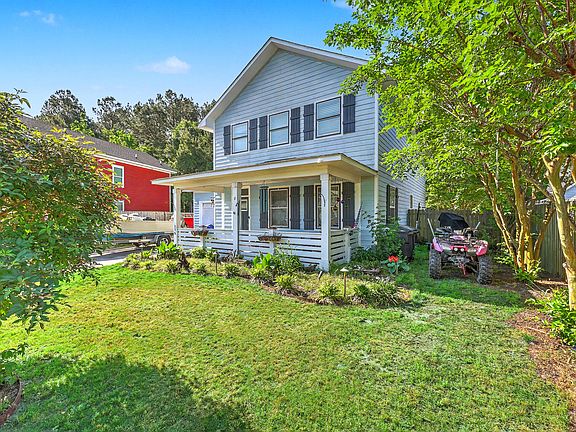 2nd image of 135 Brightwood Dr