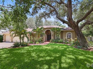 10135 Paddock Oaks Dr, Riverview, FL 33569