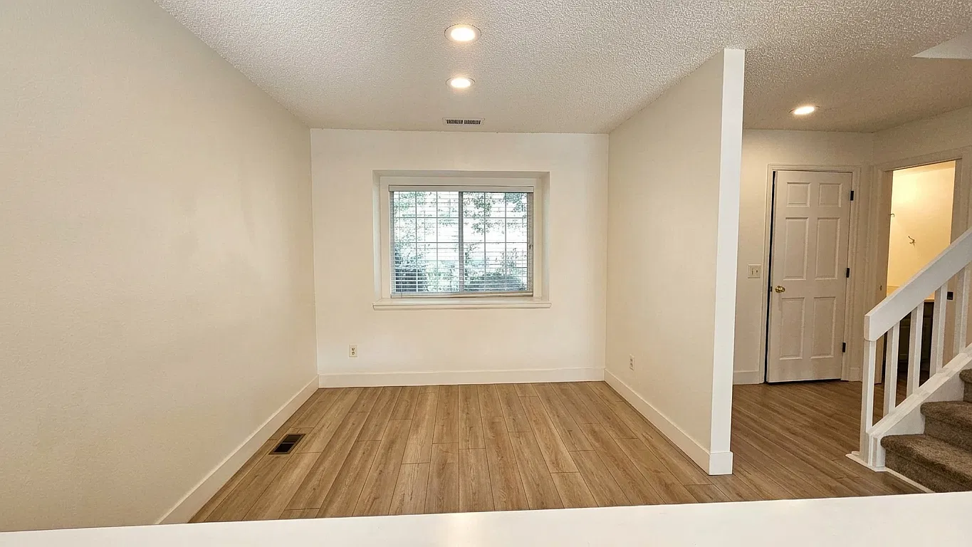 2 bed, 1557 sqft, $2,150 — Photo 4