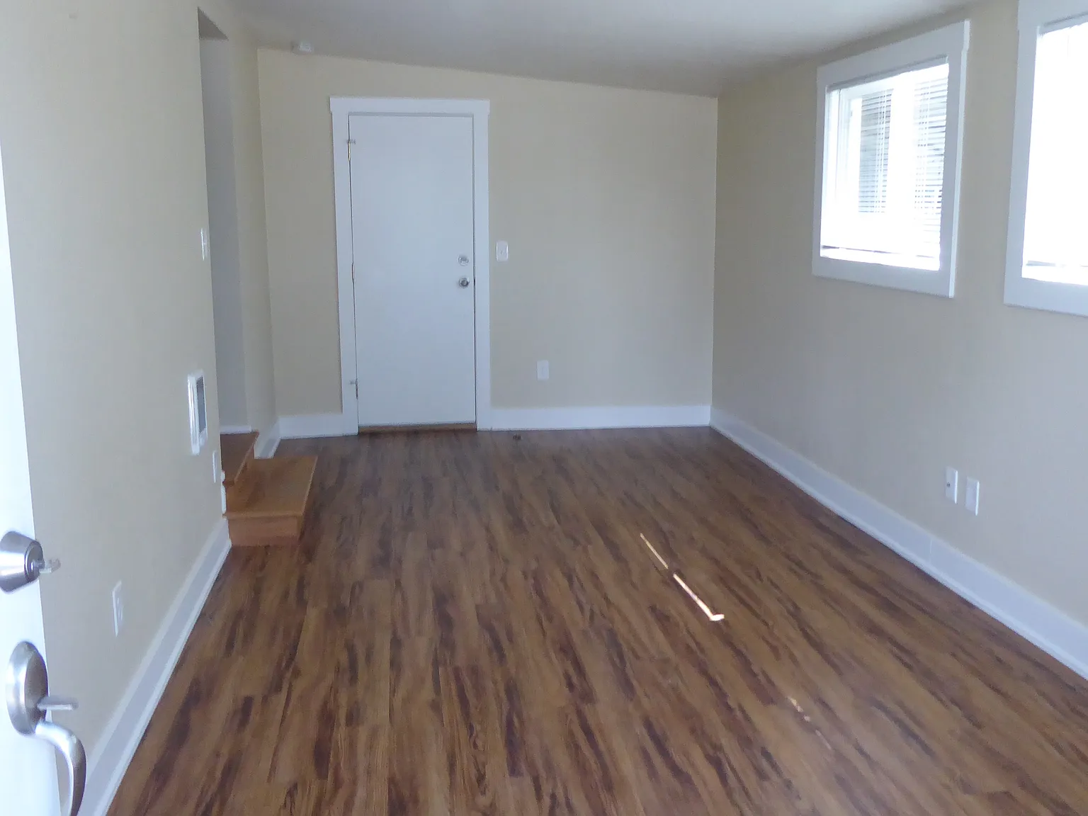2 bed, 580 sqft, $1,500 — Photo 2