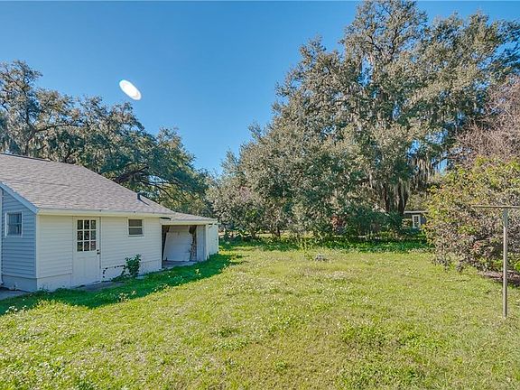 3rd image of 217 Longfellow Blvd
