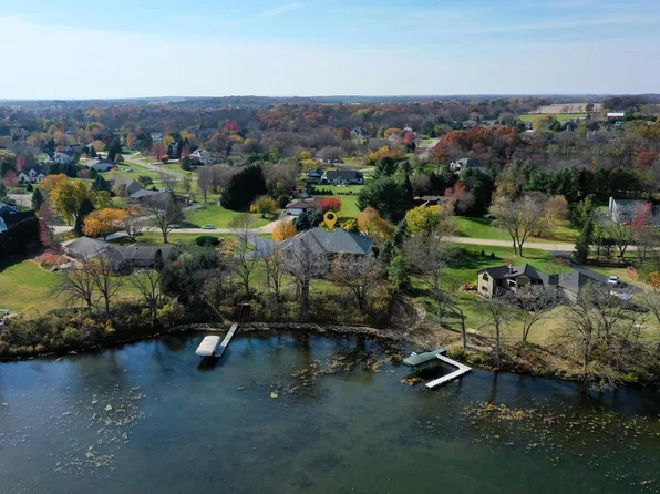 5201 Riverside ROAD, Waterford, WI 53185
