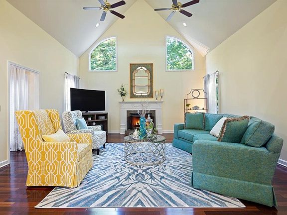 4th image of 10276 Wexford Ct