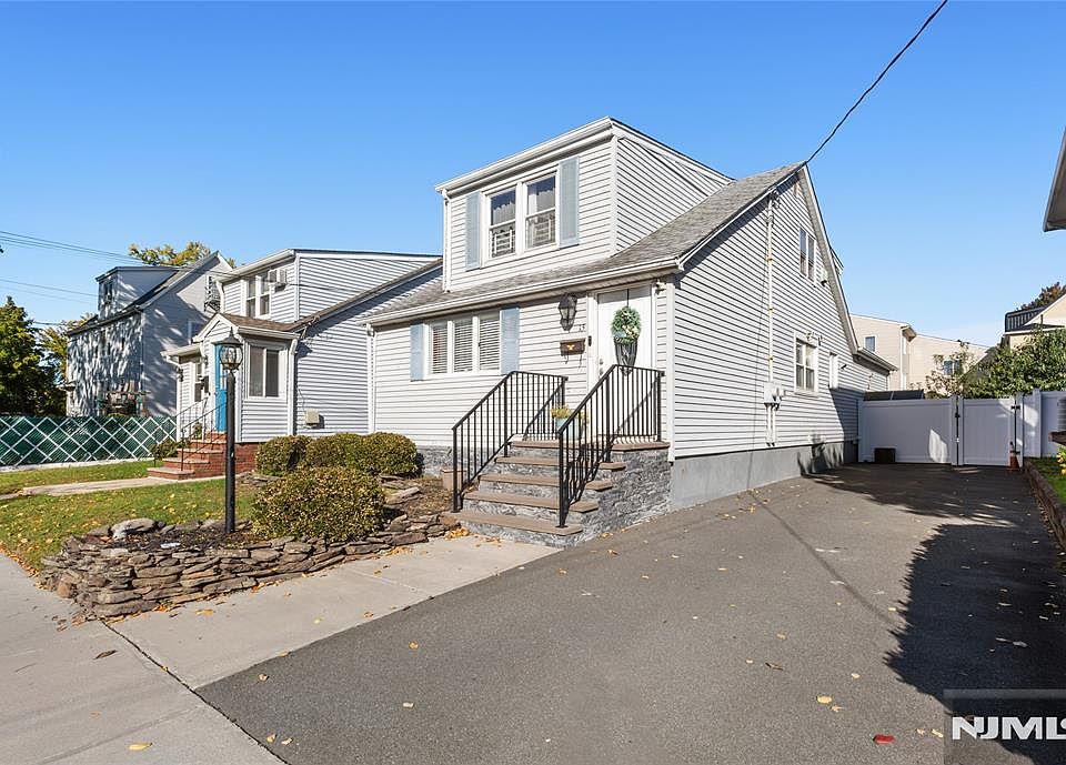 1st image of 15 Anderson Avenue