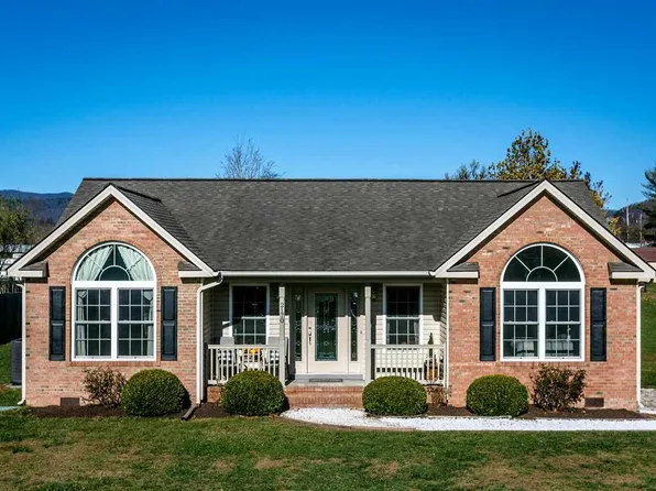 2170 Cloverleaf Ln, Dayton, VA 22821